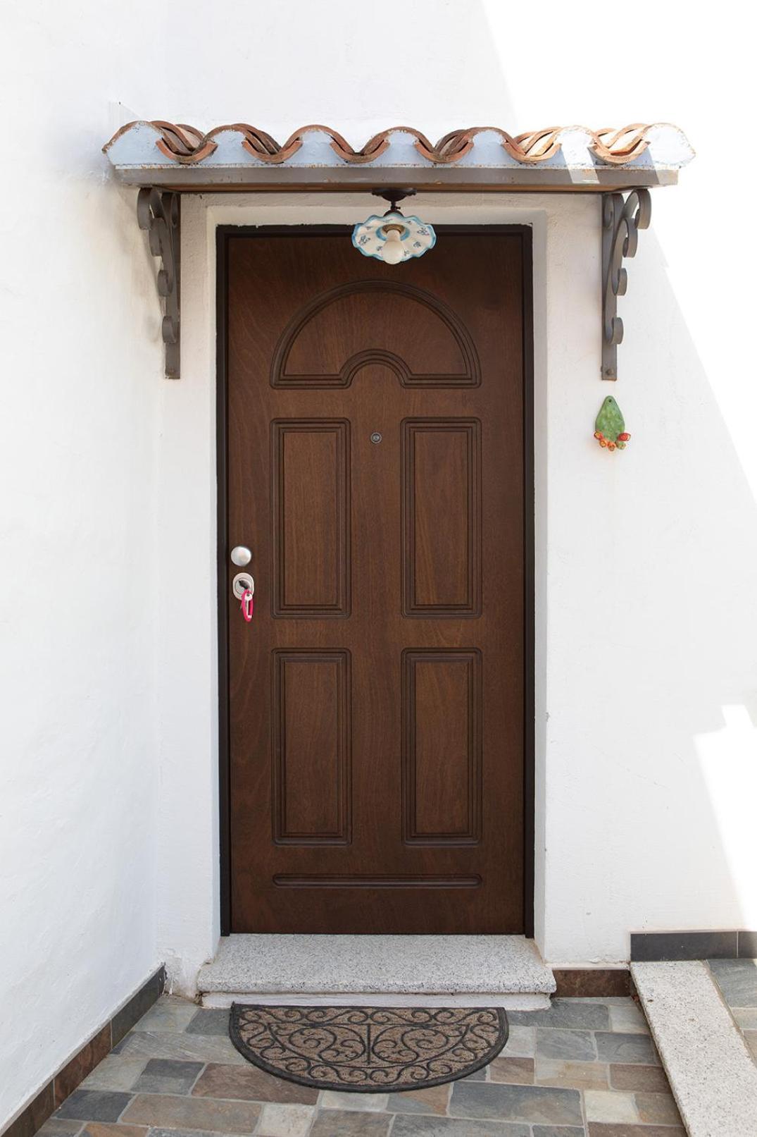 La Casa Del Corso Bed & Breakfast Orgosolo Exterior photo
